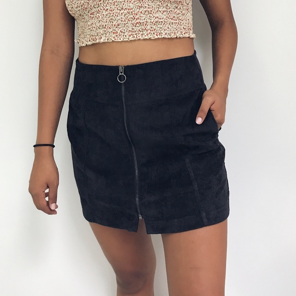 felicias Dresses & Skirts - 🆕 Bree - Black Corduroy Front Zip Mini Skirt